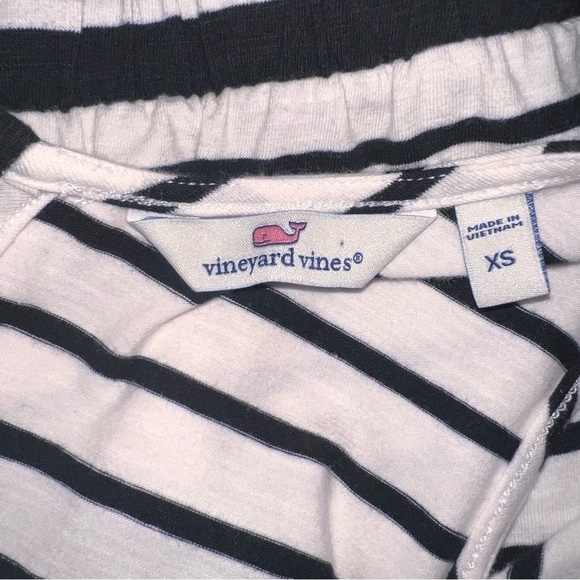 Vineyard Vines Black and White Striped Romper Size XS - Picture 6 of 7